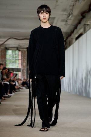 Jil Sander Fall Winter 2024-25 Fashion Show