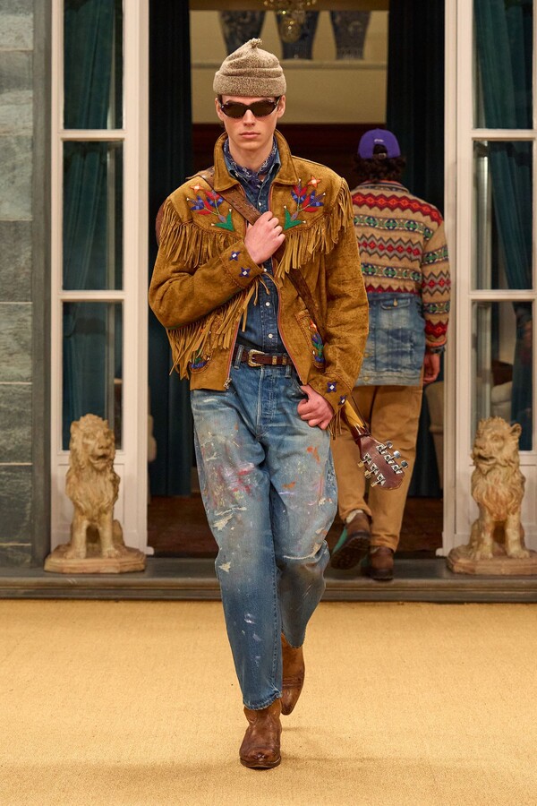 Ralph Lauren Fall Winter 2024-25 Fashion Show | Photos, Review and