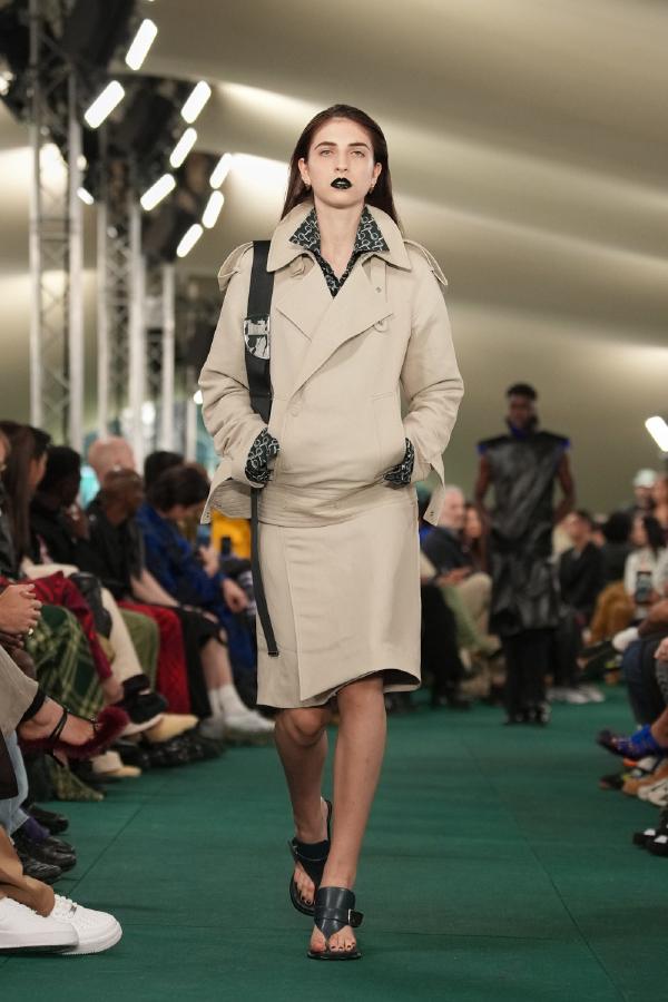 Burberry Explores Family and Familiarity in Pre-Fall 2022