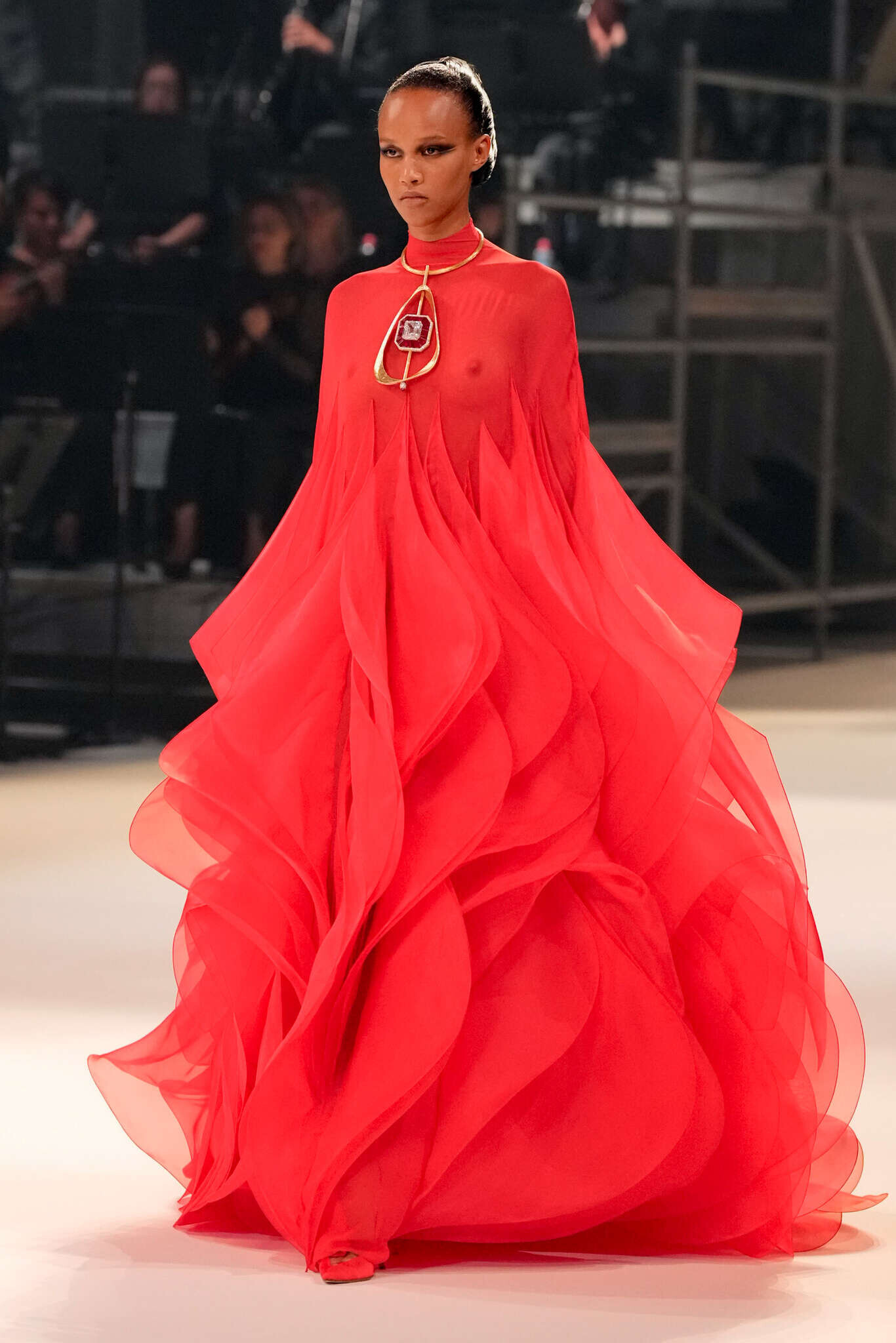 Stephane Rolland Fall Winter 2025-26 Haute Couture Fashion Show