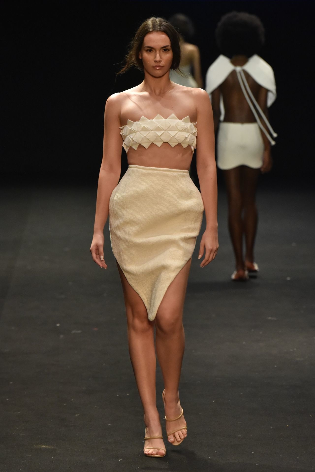 Hand Lace Spring Summer 2023 Fashion Show