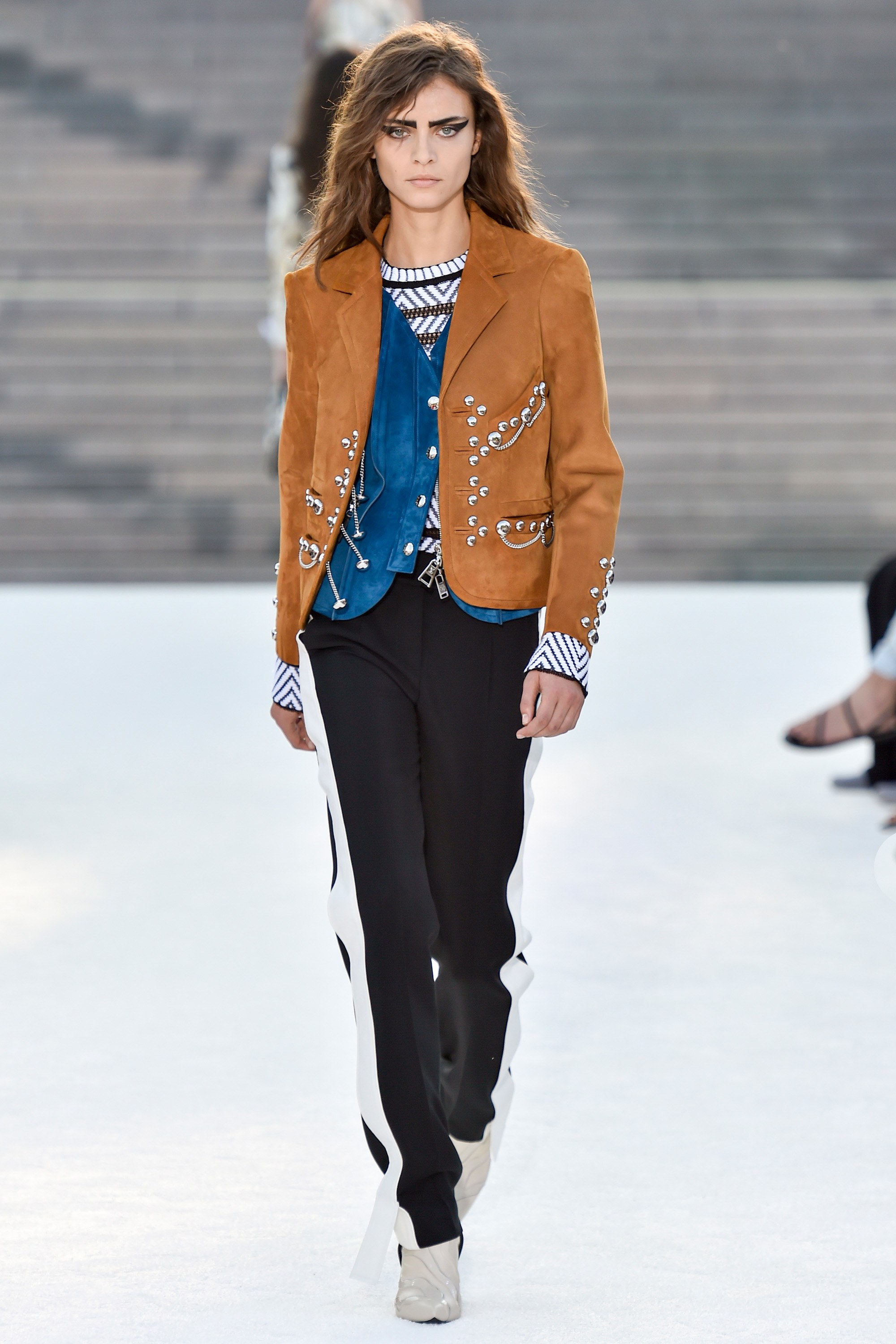 Photo #1a005 from Louis Vuitton Cruise 2018