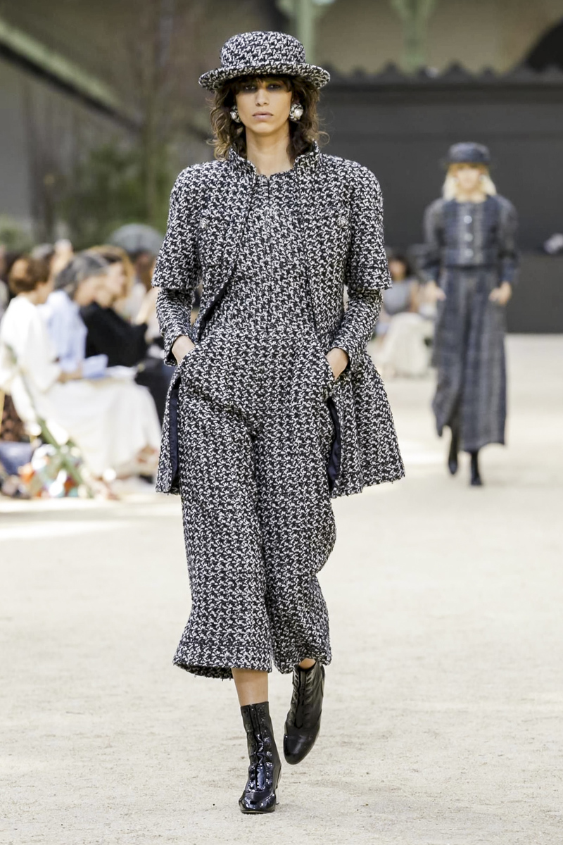 Photo #1b0cc from Chanel Fall Winter 2017 Haute Couture