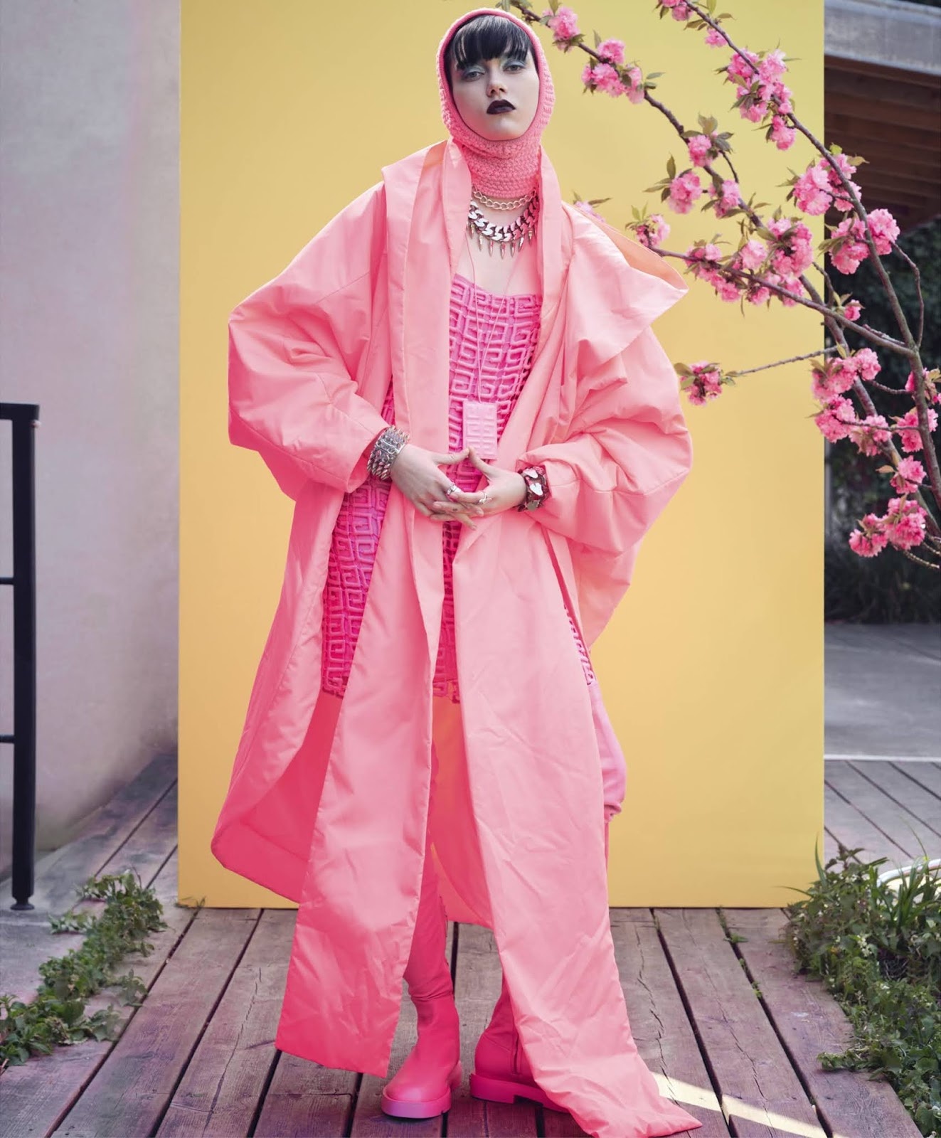 Steinberg In She Walks In Colours Editorial