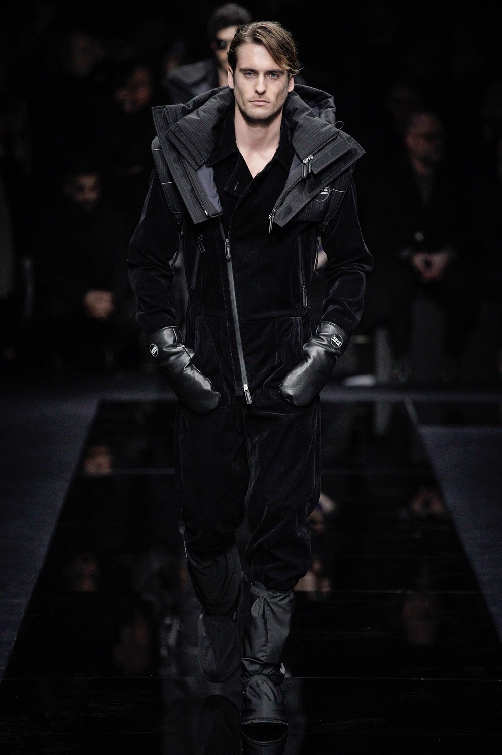 Giorgio Armani Fall Winter 2020-21 Men Fashion Show