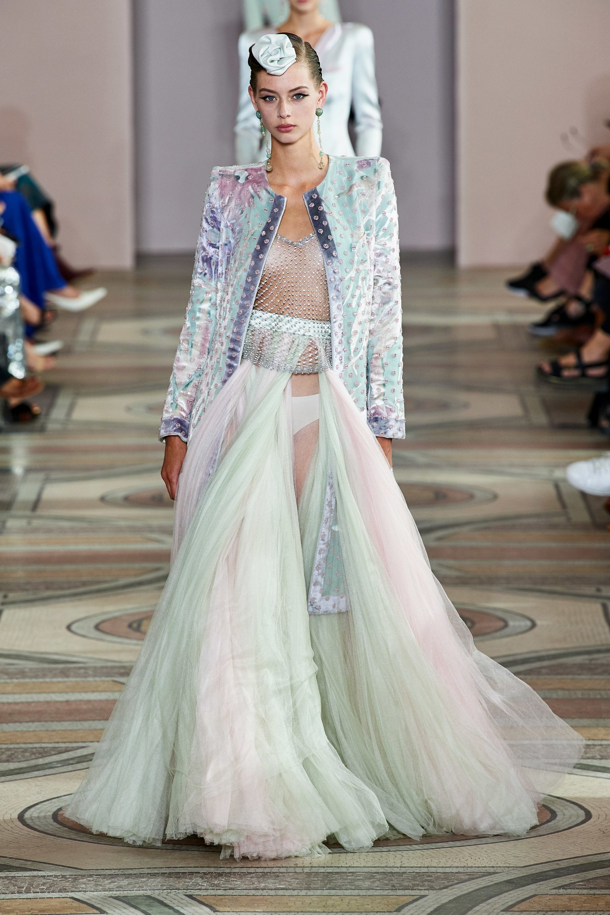 Giorgio Armani Privé Fall Winter 2019-20 Haute Couture Fashion Show