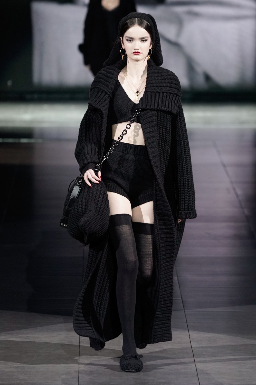 Dolce & Gabbana Fall Winter 2020-21 Fashion Show