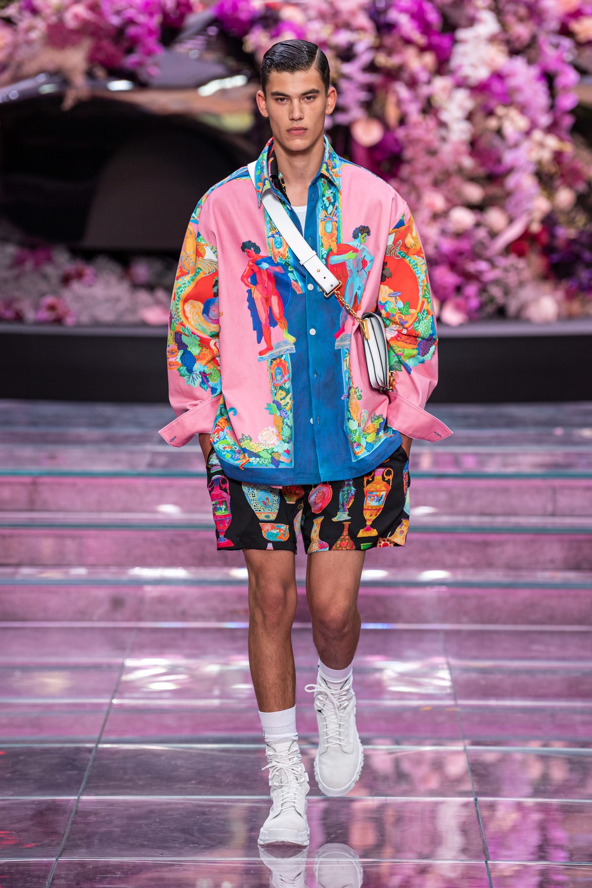 Versace Spring Summer 2020 Men Fashion Show