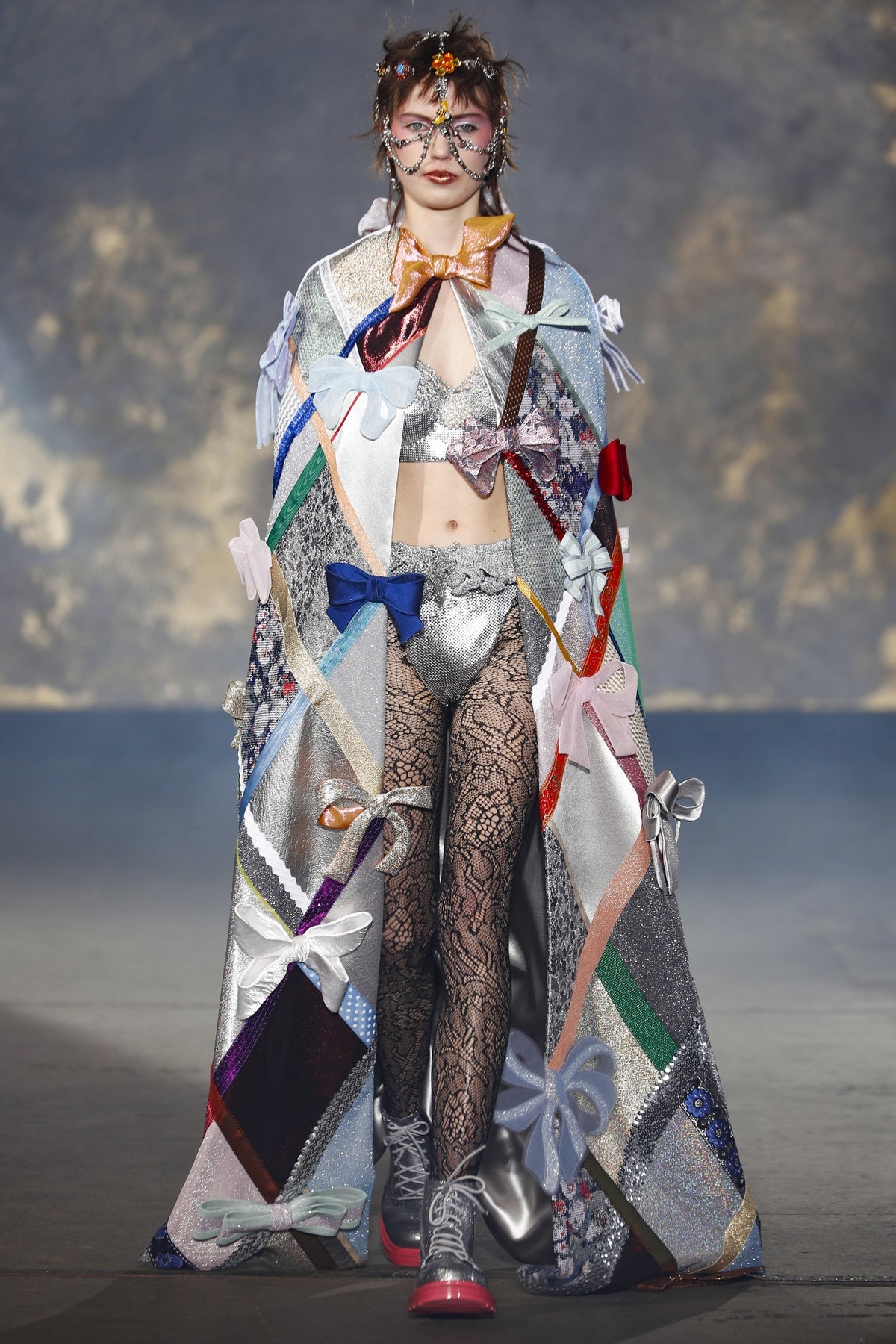 Viktor & Rolf Spring Summer 2021 Haute Couture Fashion Show