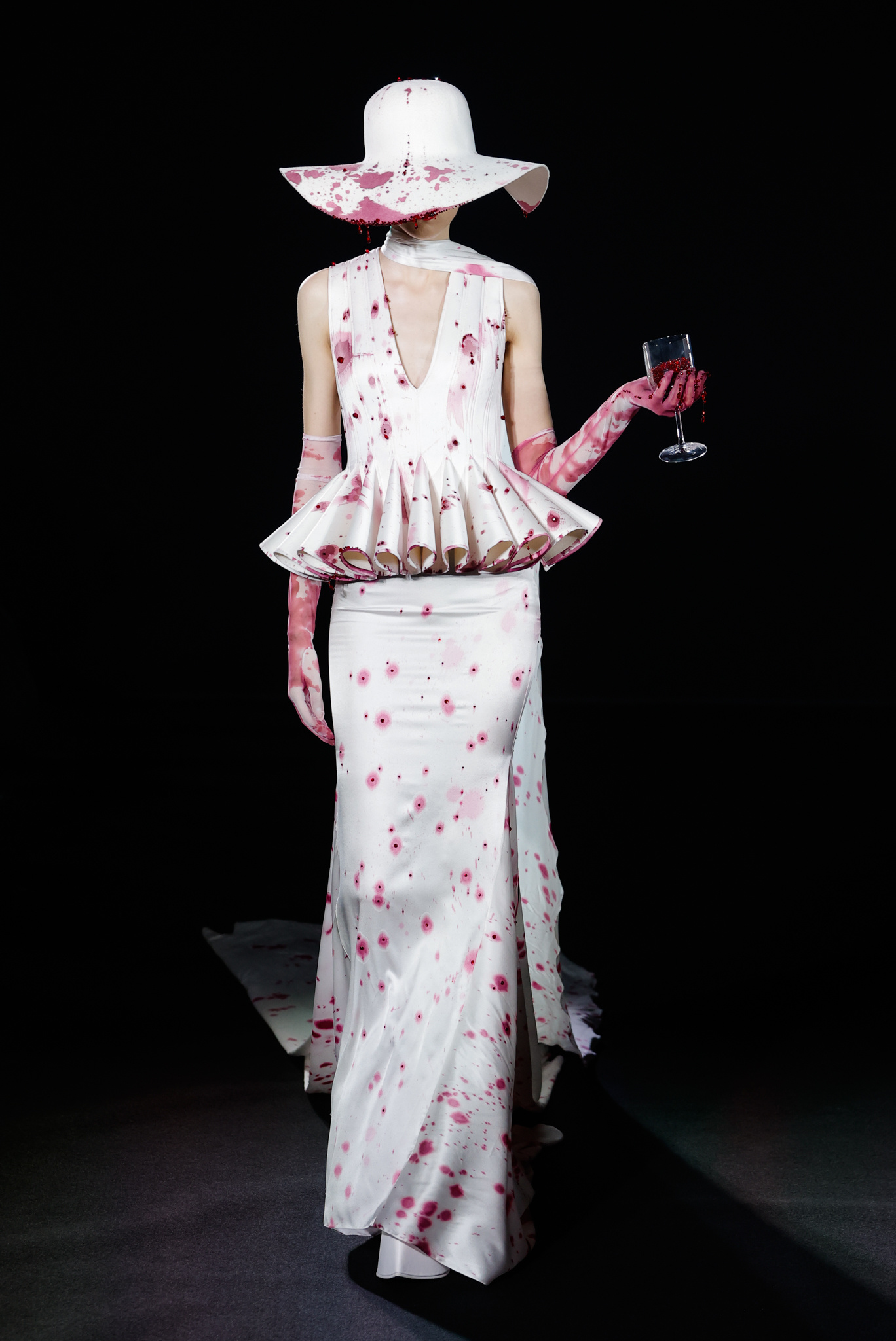 Robert Wun Spring Summer 2023 Haute Couture Fashion Show