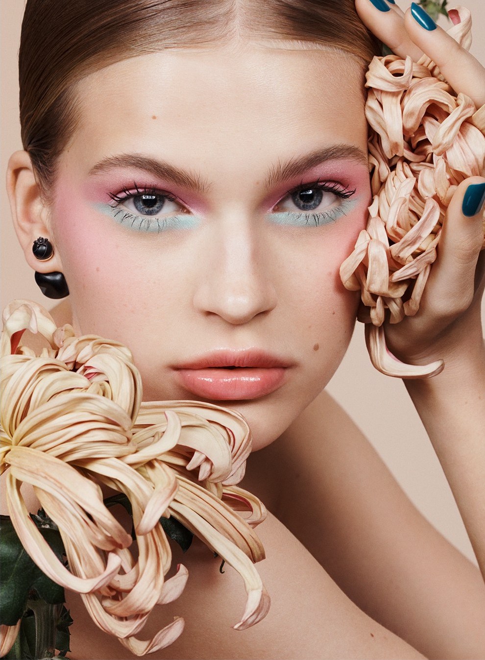 Power Of Flowers Editorial