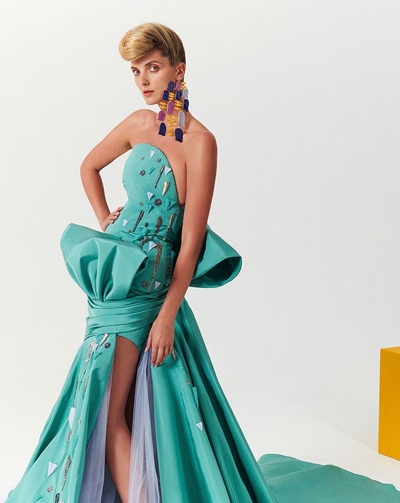 Azzi & Osta Fall Winter 2023-24 Haute Couture Lookbook