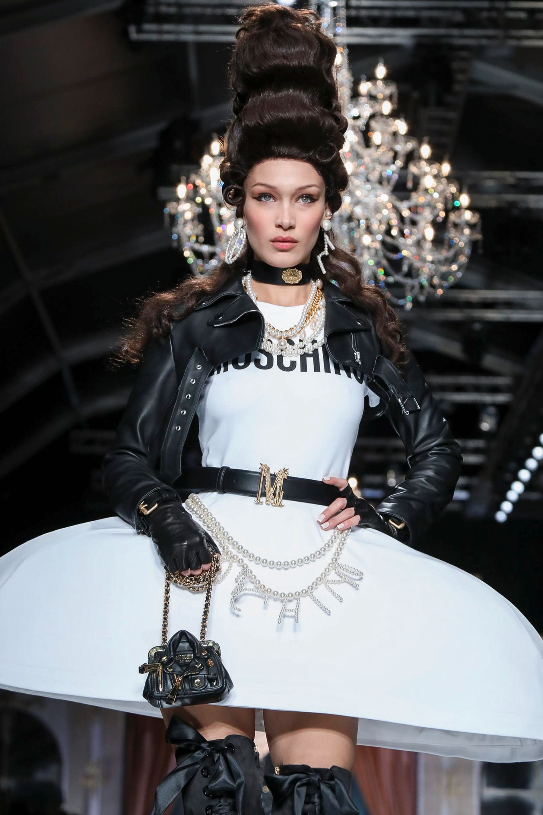 Moschino Fall Winter 2020-21 Fashion Show